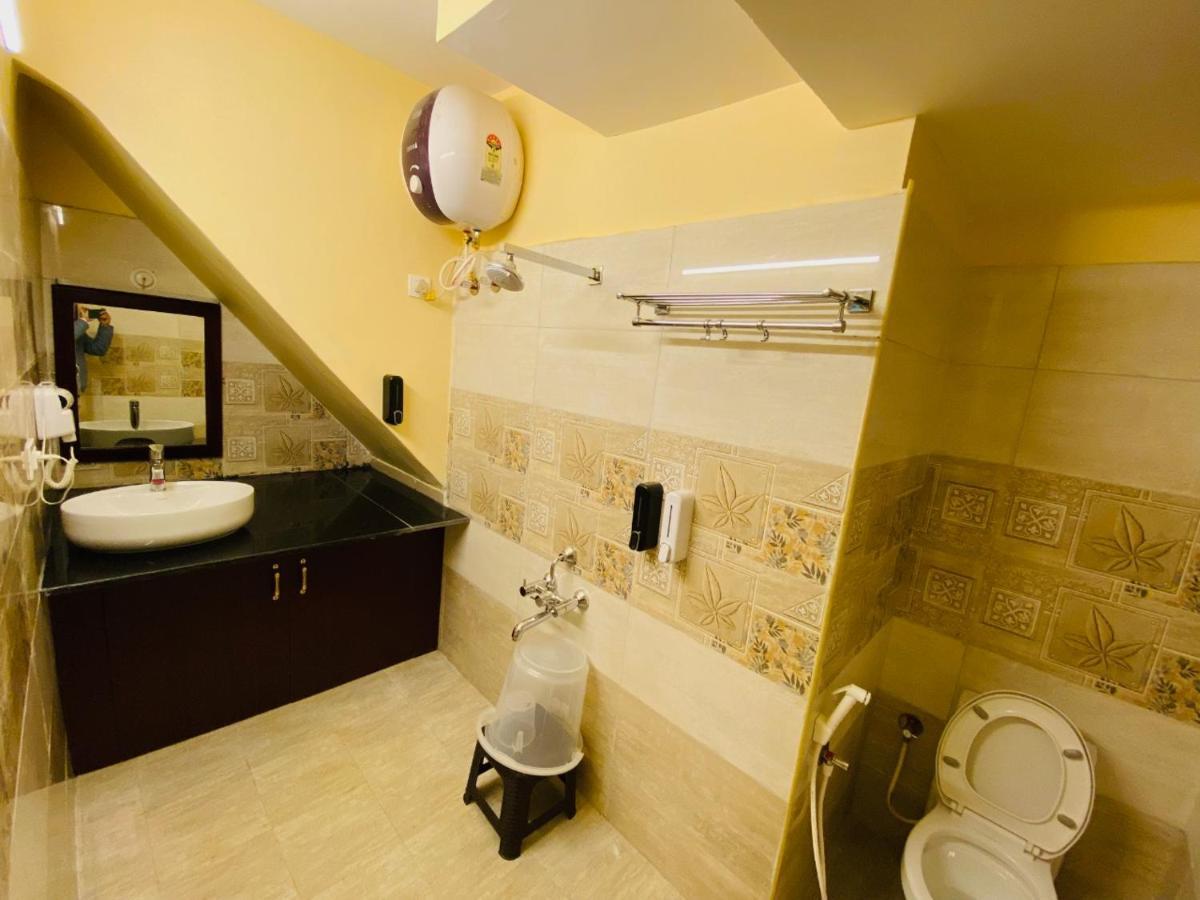 Aakash Rooms And Cottages, Ooty Bagian luar foto
